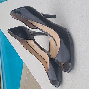 Marc Fisher Black Faux Patent Leather Peep Toe Pump‎ Heels Size 8M MF JOEY